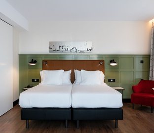 Junior Suite con Vistas al Guggenhein  Vincci Consulado de Bilbao 4* Bilbao